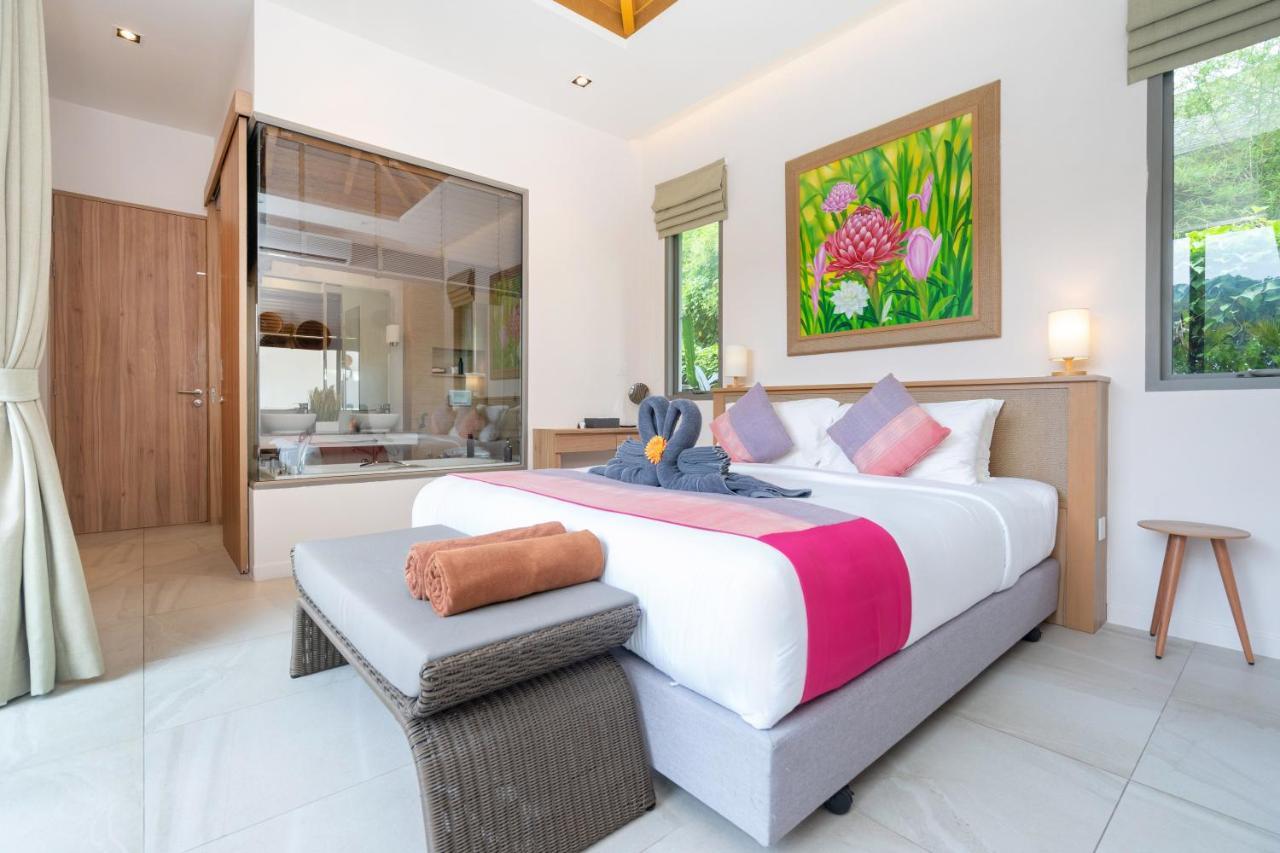 Dalaa 9 Villa Kamala Beach Exterior photo