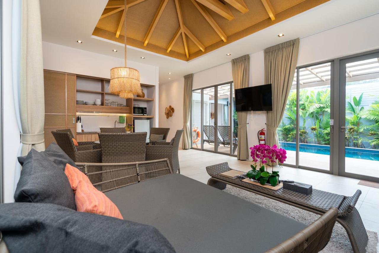 Dalaa 9 Villa Kamala Beach Exterior photo