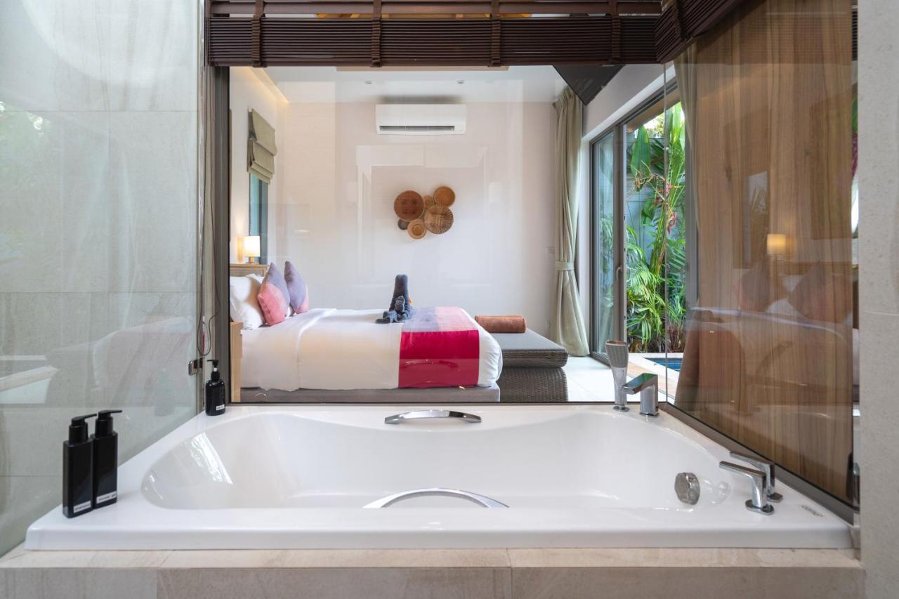 Dalaa 9 Villa Kamala Beach Exterior photo